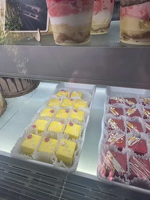 magic pastries Picture 2