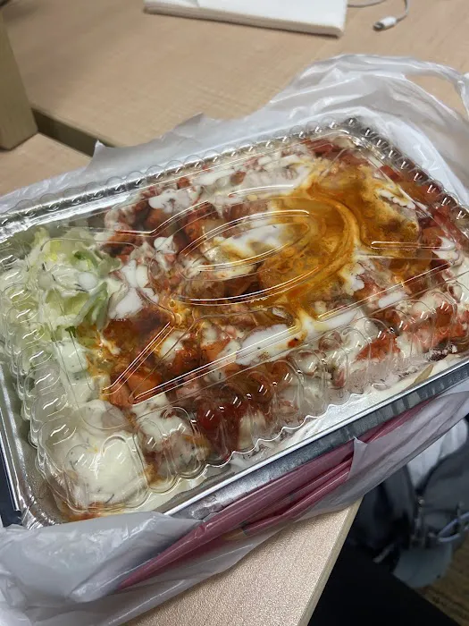 Shah’s Halal Cart Picture 3