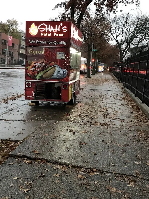 Shah’s Halal Cart Picture 1