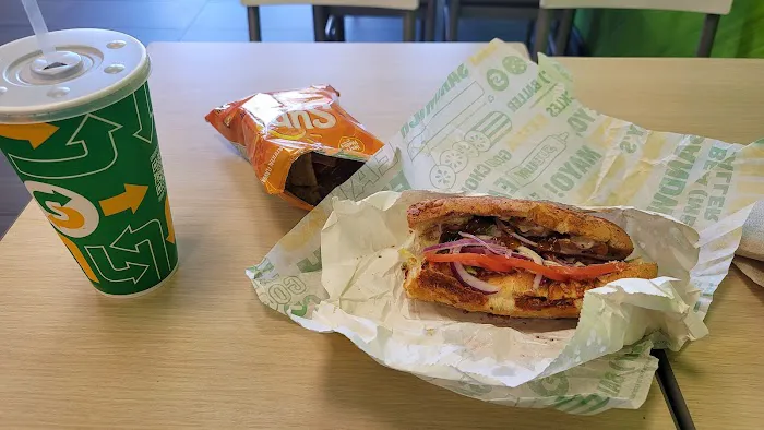 Subway Picture 8