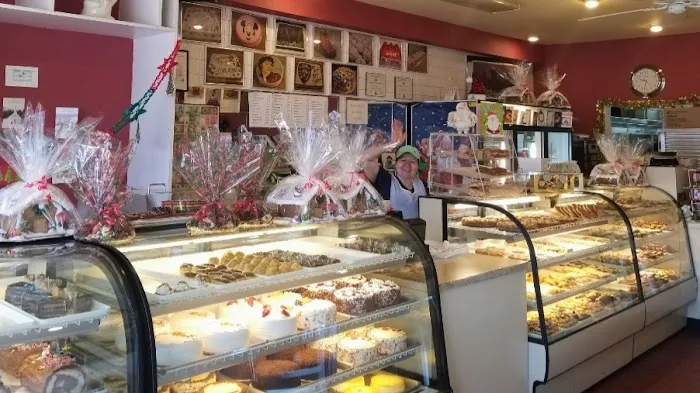 Sweet Treats Pastry Shoppe Picture 4