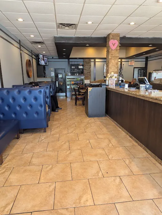 Gino's Pizzeria Picture 5