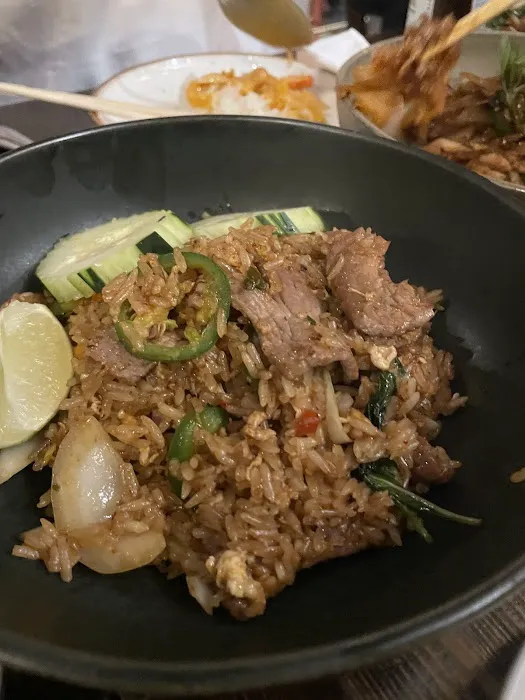 Thai social Picture 7