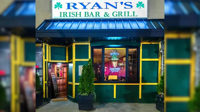 RYANS BAR & GRILL Picture 5