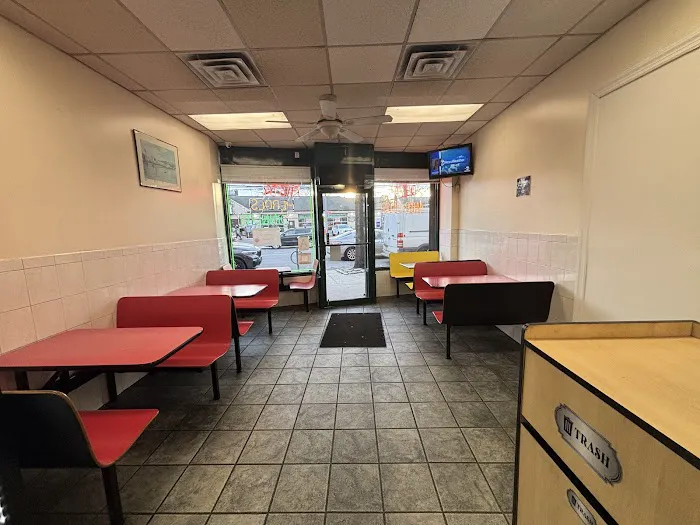Vito's Pizza & Italian Restaurant Picture 8
