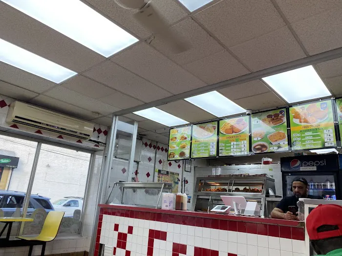 (Halal) Crown Fried Chicken Picture 3