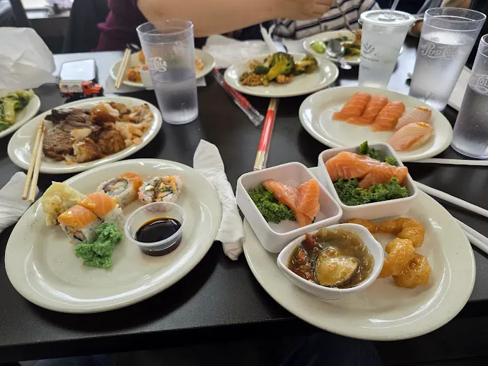 Umi Sushi & Seafood Buffet Picture 1
