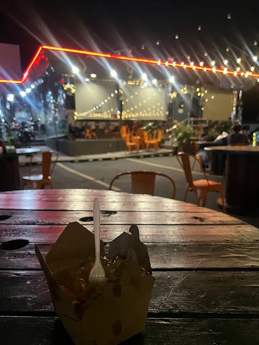 The Halal Urban Bistro aka THE HUB Picture 6