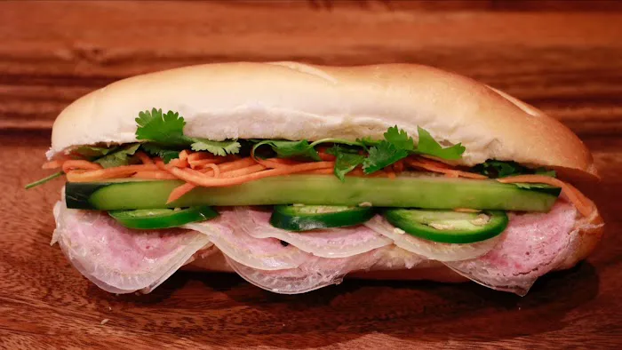 Pho Island Picture 7