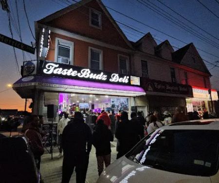 1010 Gourmet Deli & Grill