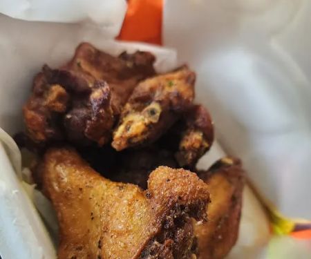 Burgers Tacos Wings & Seafood