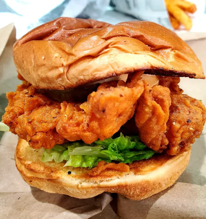 Burgers Tacos Wings & Seafood Picture 9