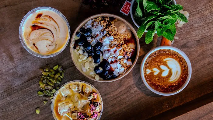 Claudette's Picture 4