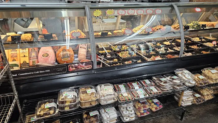 Sal's Food Market Picture 6