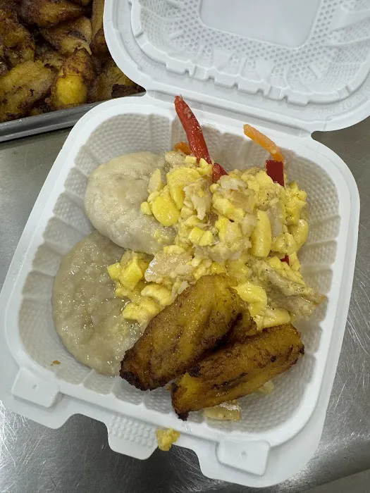 4 Milli Cafe & Caribbean Cuisine INC Picture 2
