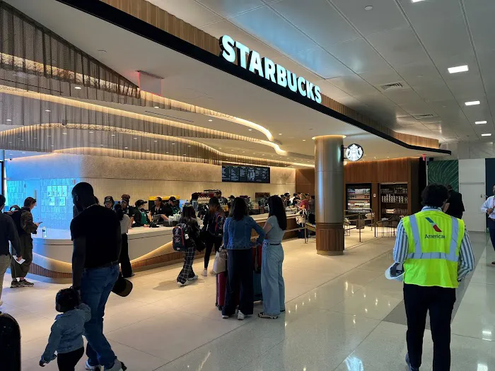 Starbucks Picture 7