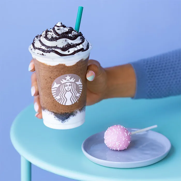 Starbucks Picture 9