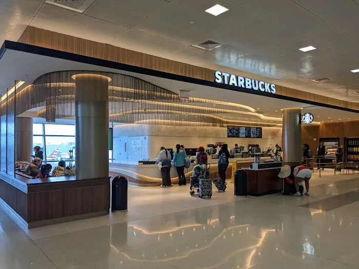 Starbucks Picture 10