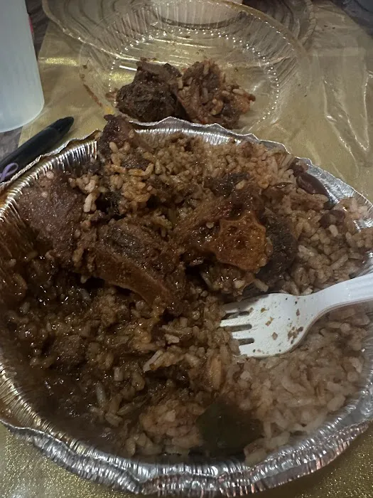 Mikey’s Restaurant & Lounge Picture 2