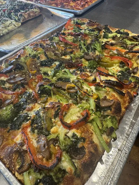 La Villa Pizzeria Picture 8