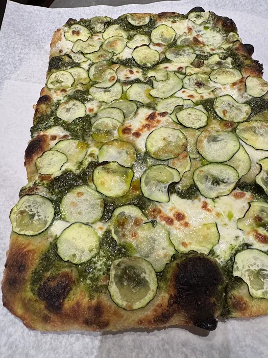 La Villa Pizzeria Picture 1
