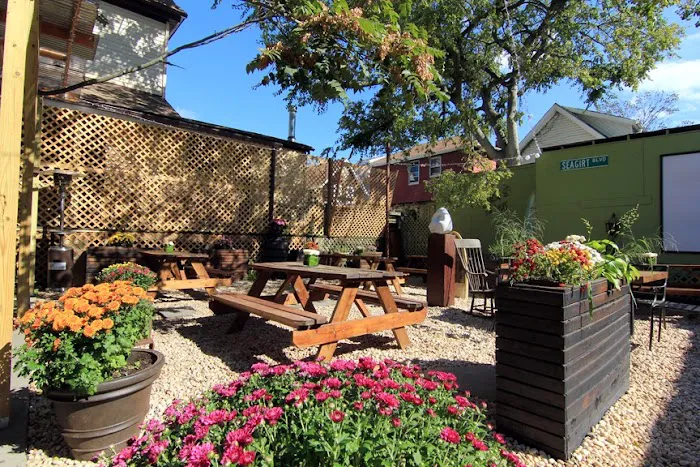 Sayra's Wine Bar Picture 7