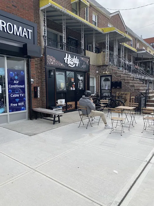 Highly Grounded Cafe Picture 7