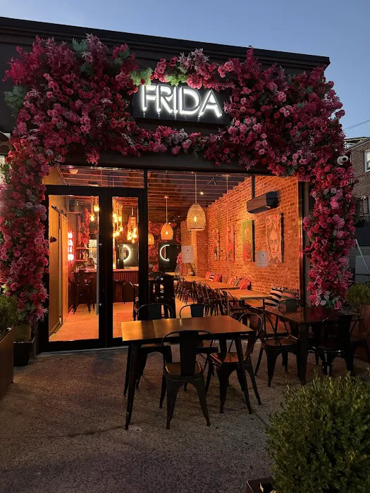 Frida Picture 7