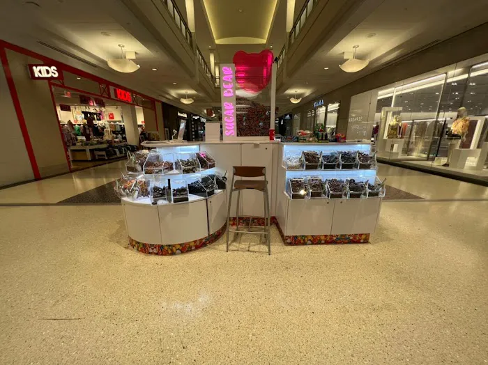 Sugar Bear Candy Store - Best Candy Store in Kings Plaza NY Picture 3
