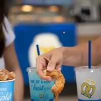 Auntie Anne's ico