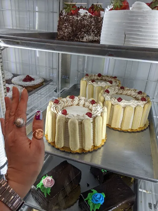 Vito's Bakery & Grocery Picture 2