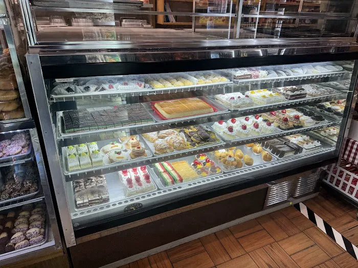 Vito's Bakery & Grocery Picture 5