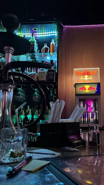 Estelle Lounge and Karaoke Bar Picture 9
