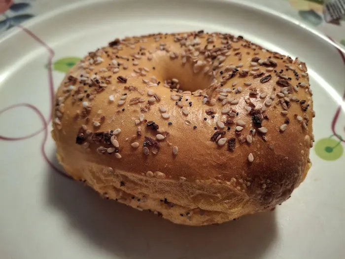 Hot Bagels and Bialys Picture 4