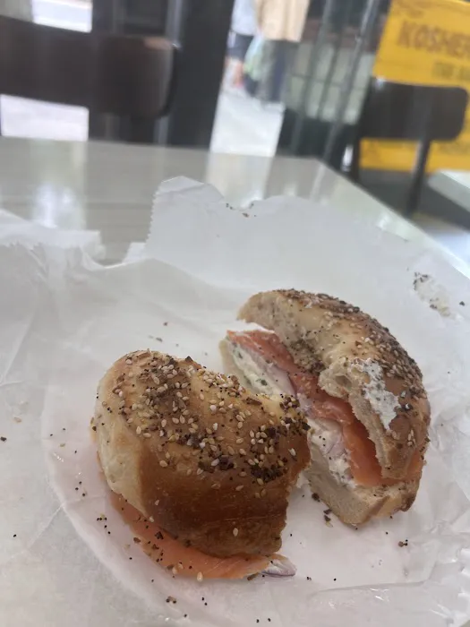Hot Bagels and Bialys Picture 9