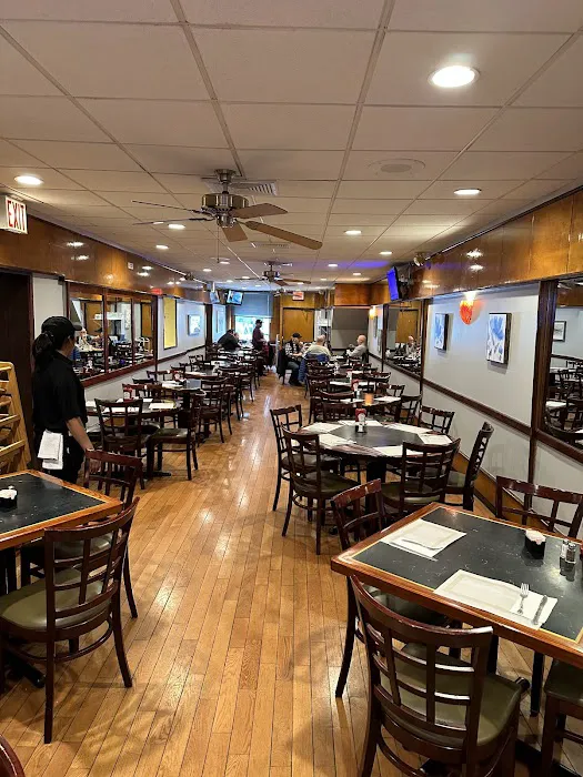 New three star restaurant Picture 5