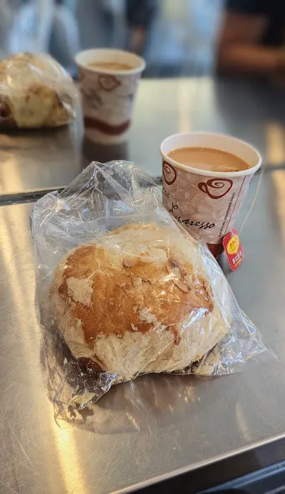 Junes Bakery & Cafe Inc 澳莱 Picture 7