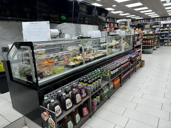 Avenue U Sizzling Deli and Grill Picture 8