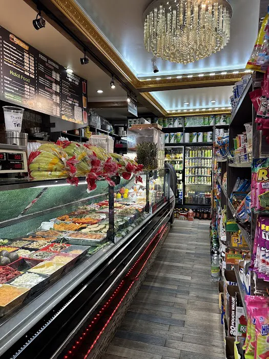 Posh Deli & Grill Picture 2