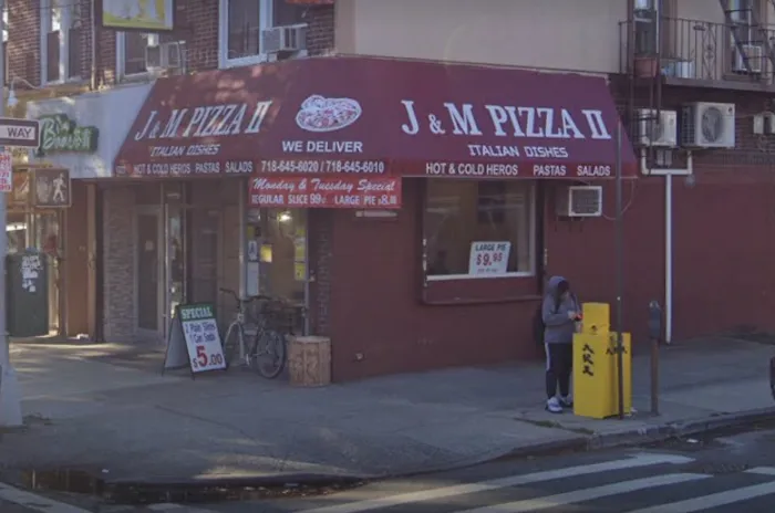 J&M Pizza II Picture 10