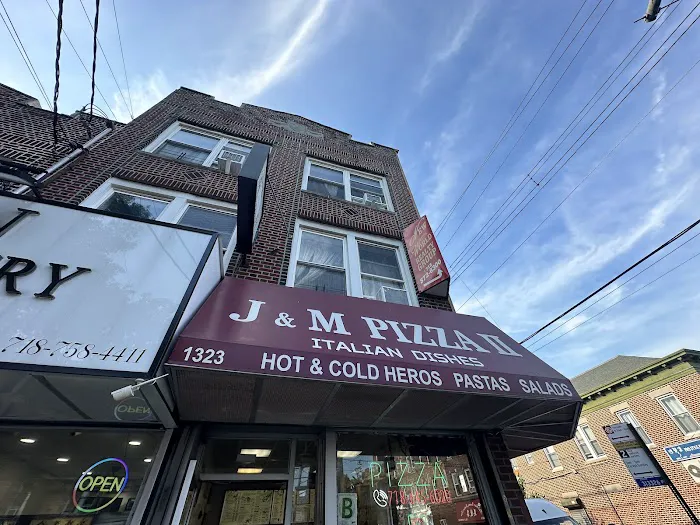 J&M Pizza II Picture 8