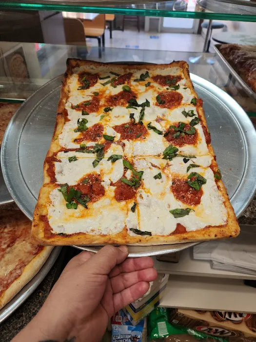 J&M Pizza II Picture 7