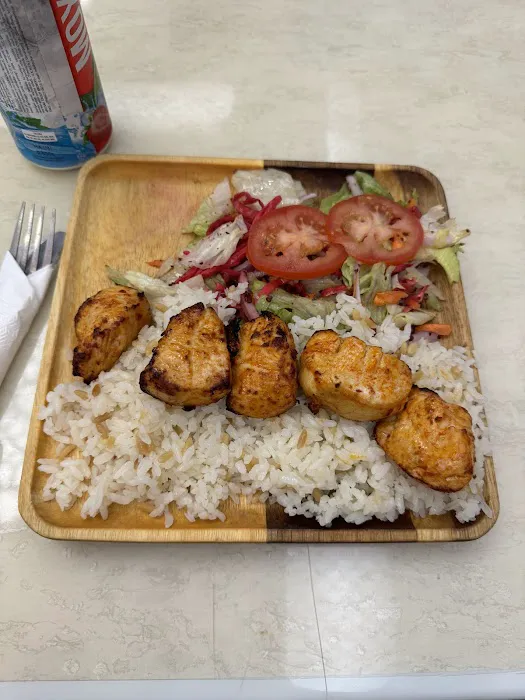 Little Istanbul Restaurant Picture 4