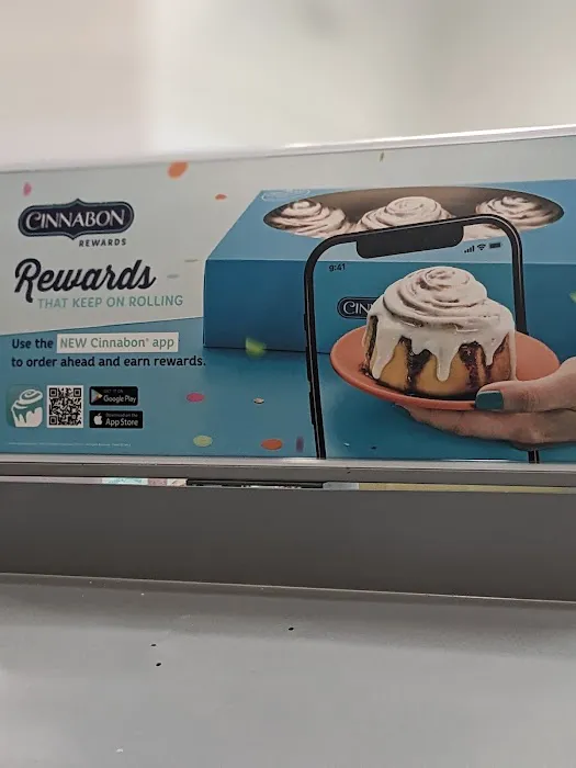 Cinnabon Picture 7