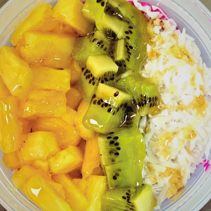 Holistic Bliss Smoothie & Juices Picture 4