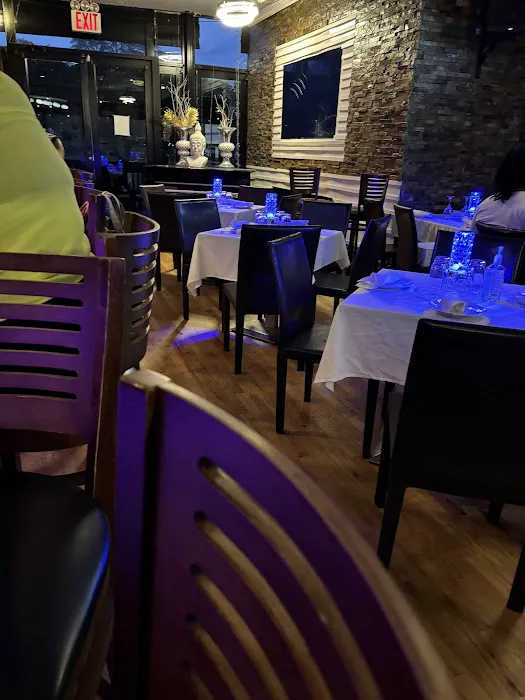 Lago Kache Restaurant & Lounge Picture 3