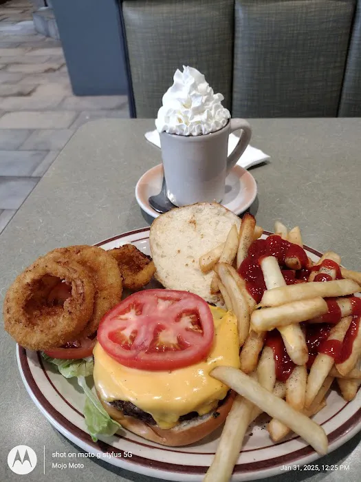 Floridian Plaza Diner Picture 8
