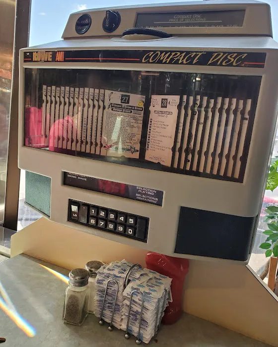 Floridian Plaza Diner Picture 6