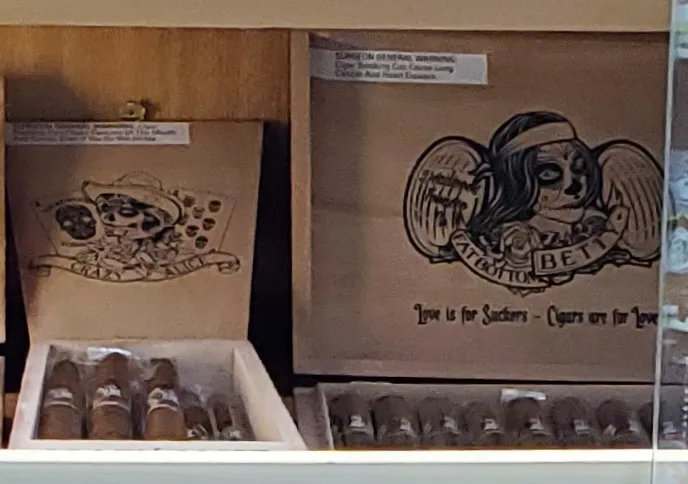 Lucky Seven Deli & Cigar Shop Picture 8