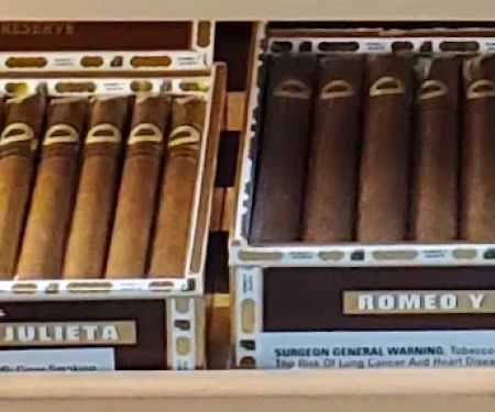 Lucky Seven Deli & Cigar Shop